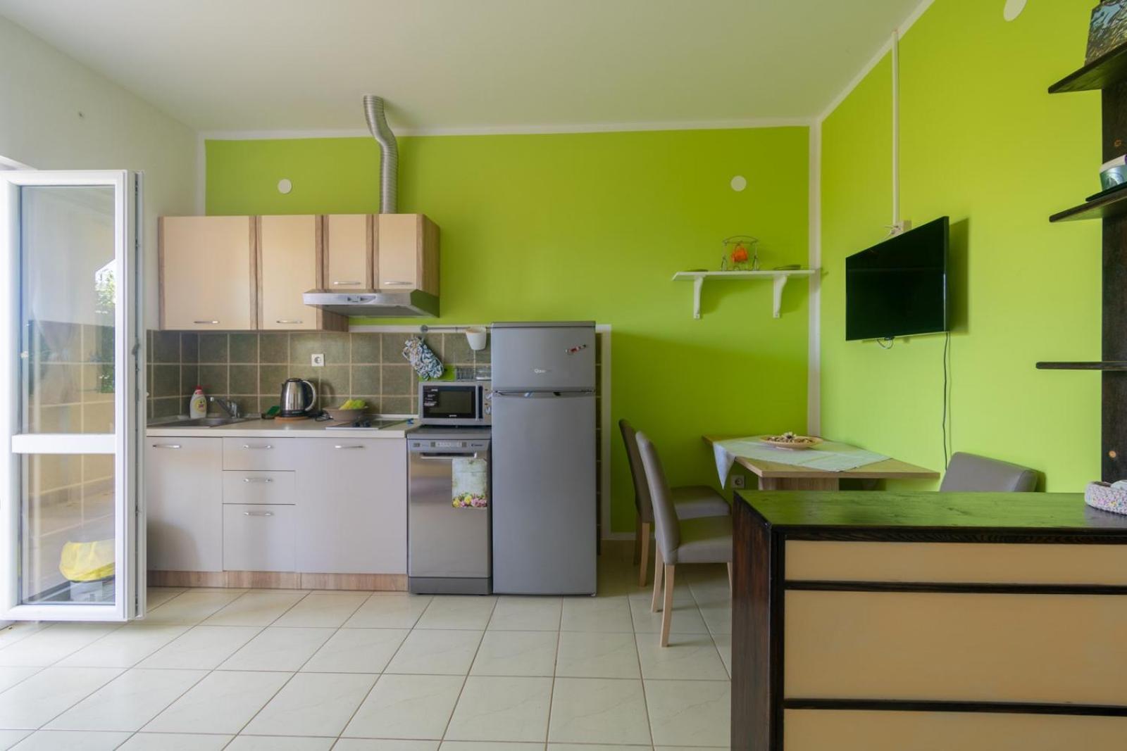 Apartments By The Sea Lun, Pag - 19358 Lun  Bilik gambar